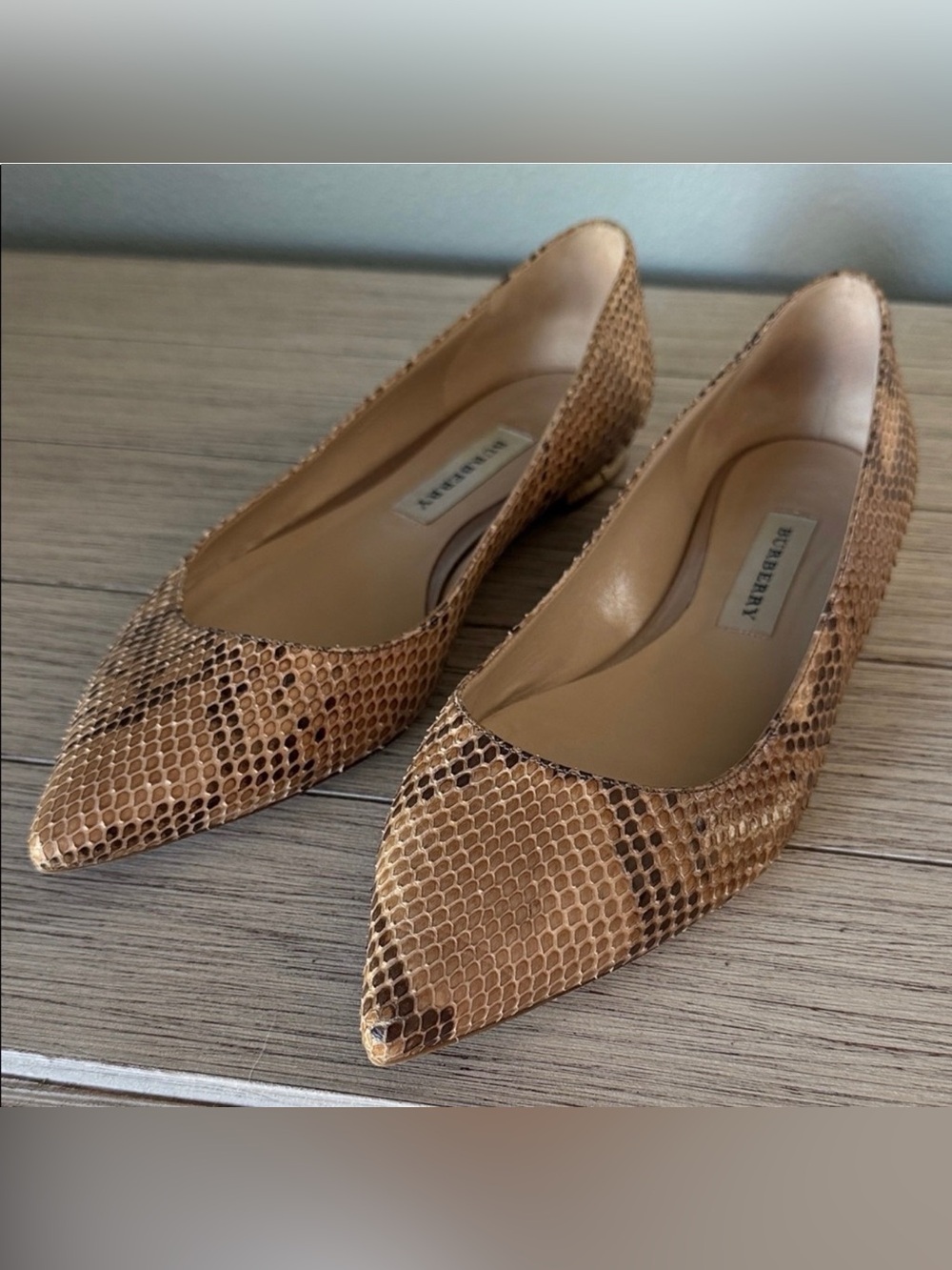 Burberry Women’s Snake-Print Ballet Flats in Brown 9.5 - Picture 2 of 7